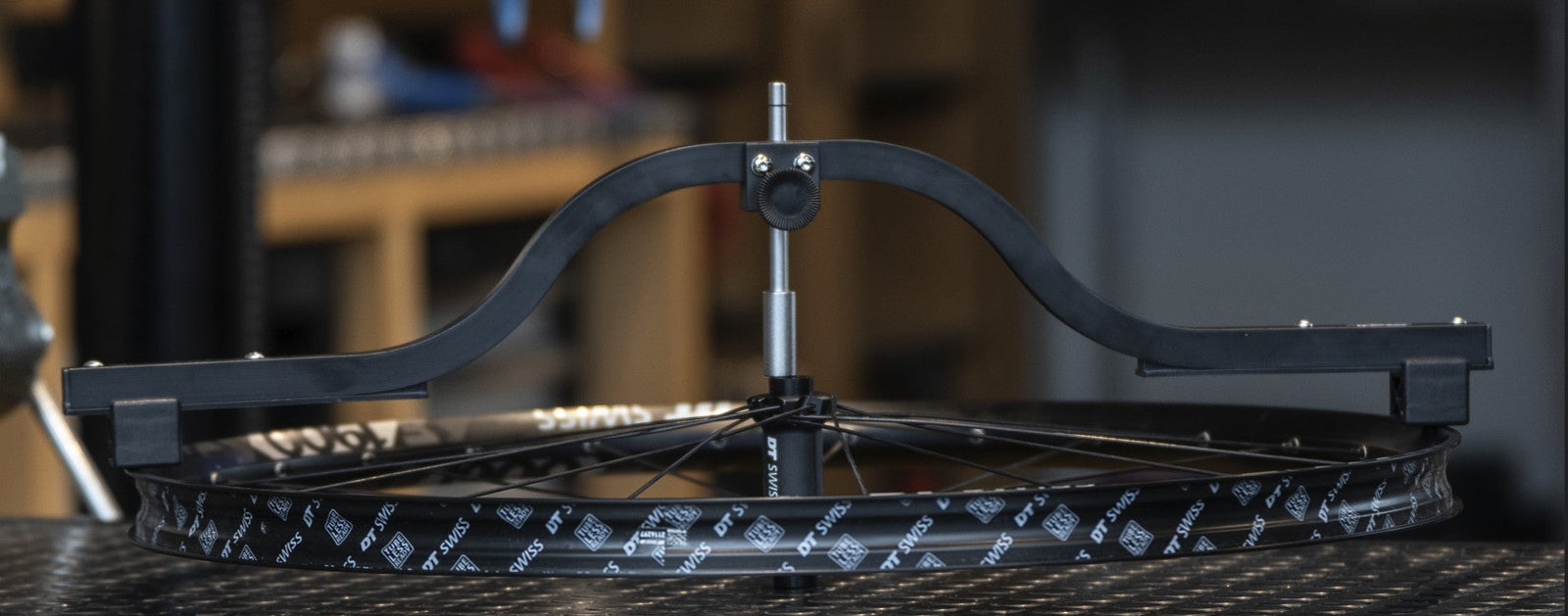 ACCESSOIRES | Outils Roues et Pneus