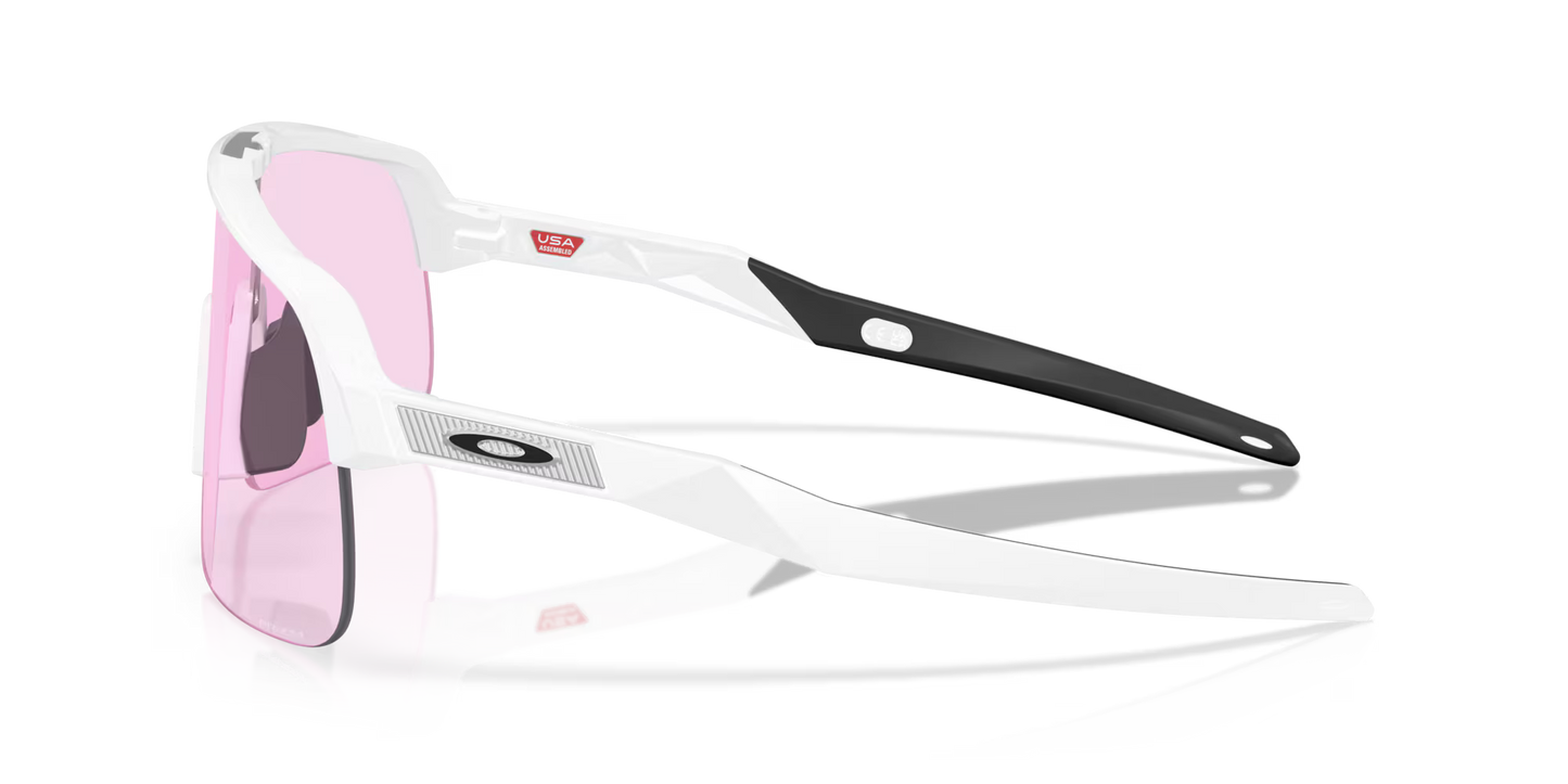 Lunettes OAKLEY SUTRO LITE S Matt Blanc Verre Prizm Low Light - OO9496-0834