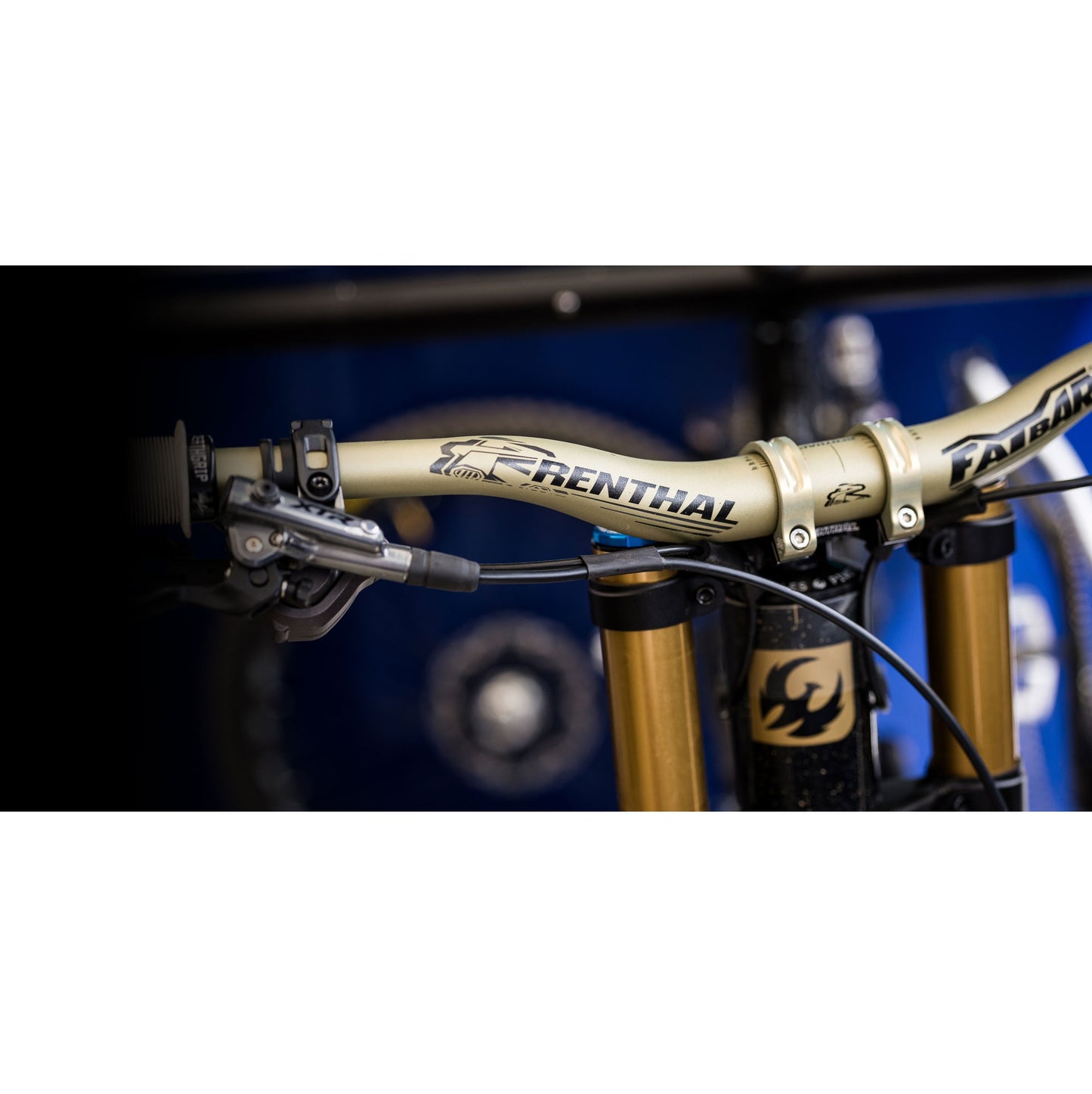 RENTHAL V3 FATBAR Rise 40mm 800mm Goud Hanger