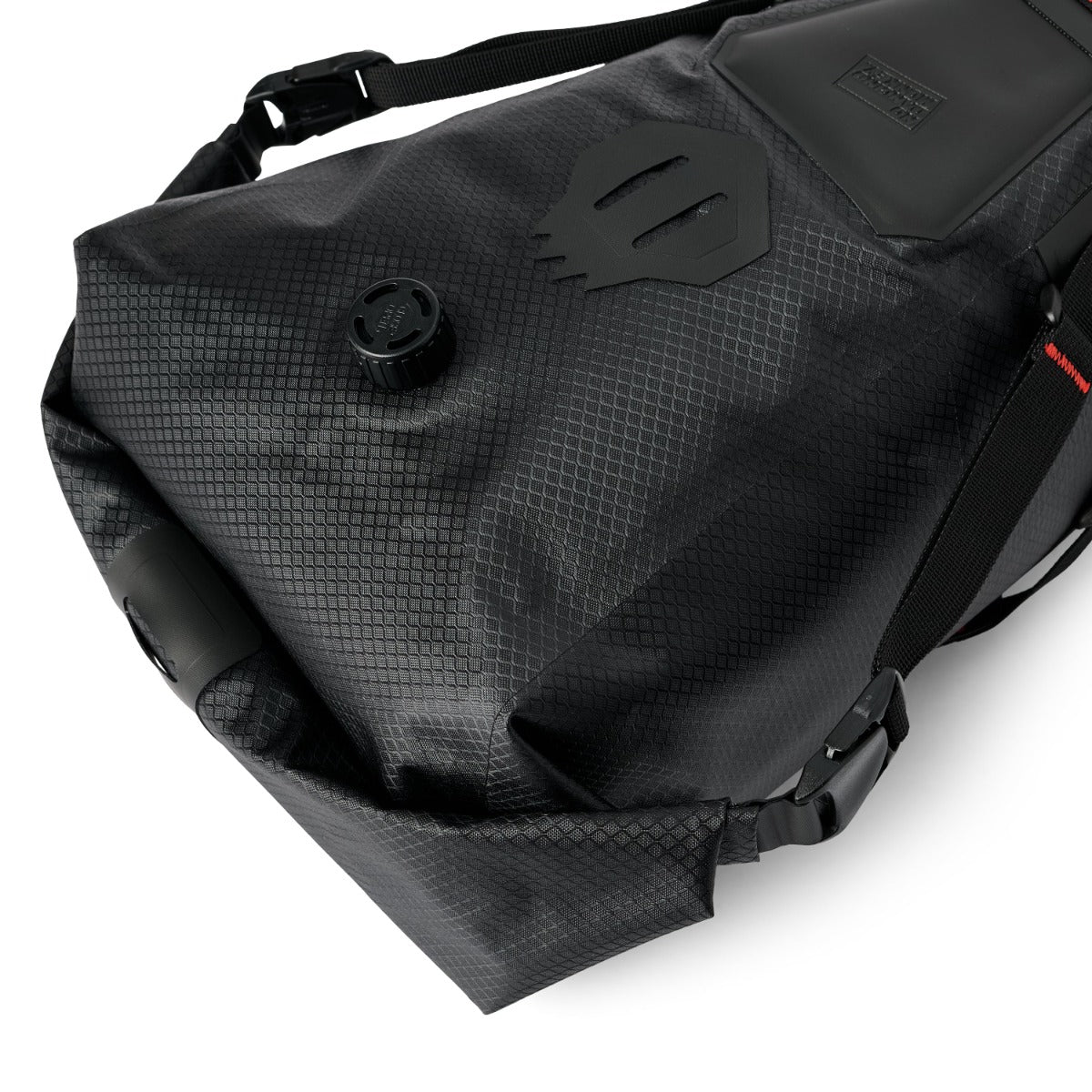 USWE ROLLTOP SADDLE BAG 9 L Zwart