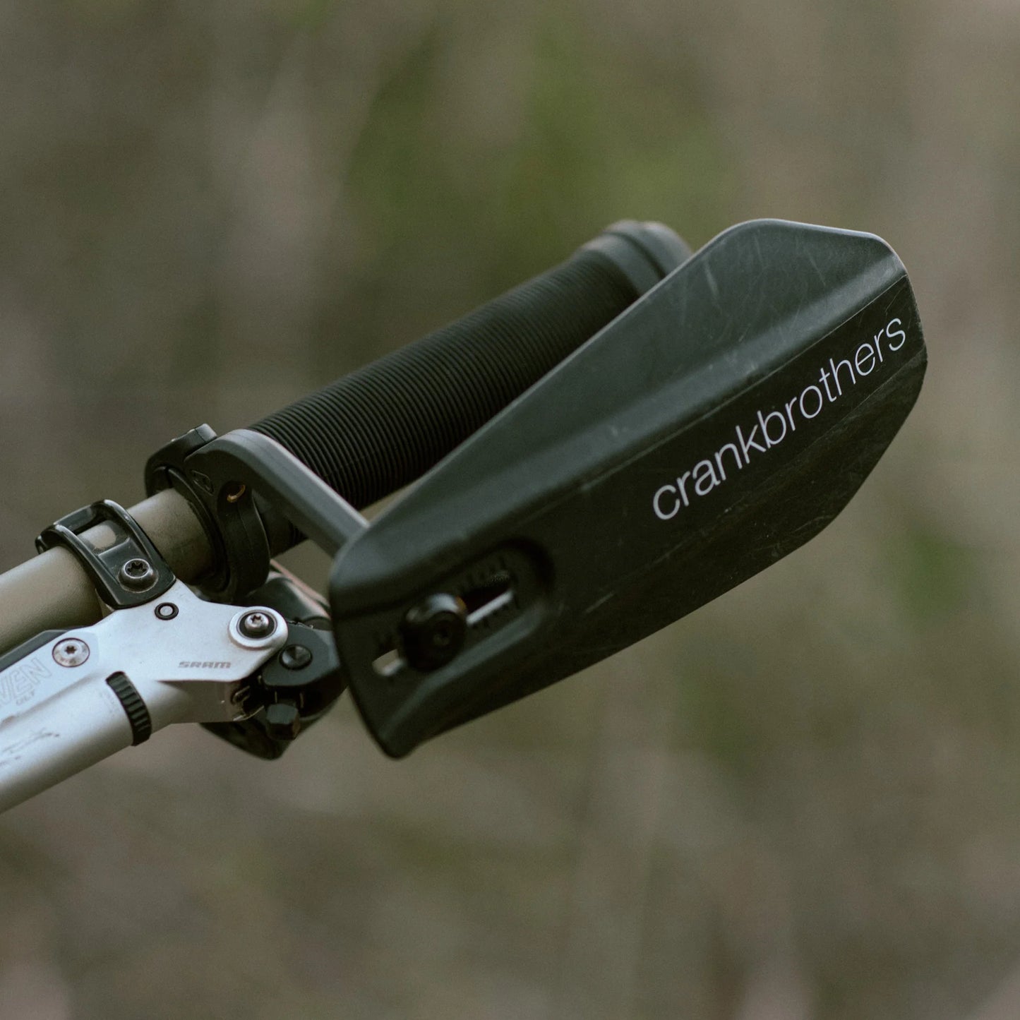 CRANKBROTHERS GUARDIAN Geïntegreerde handbeschermers