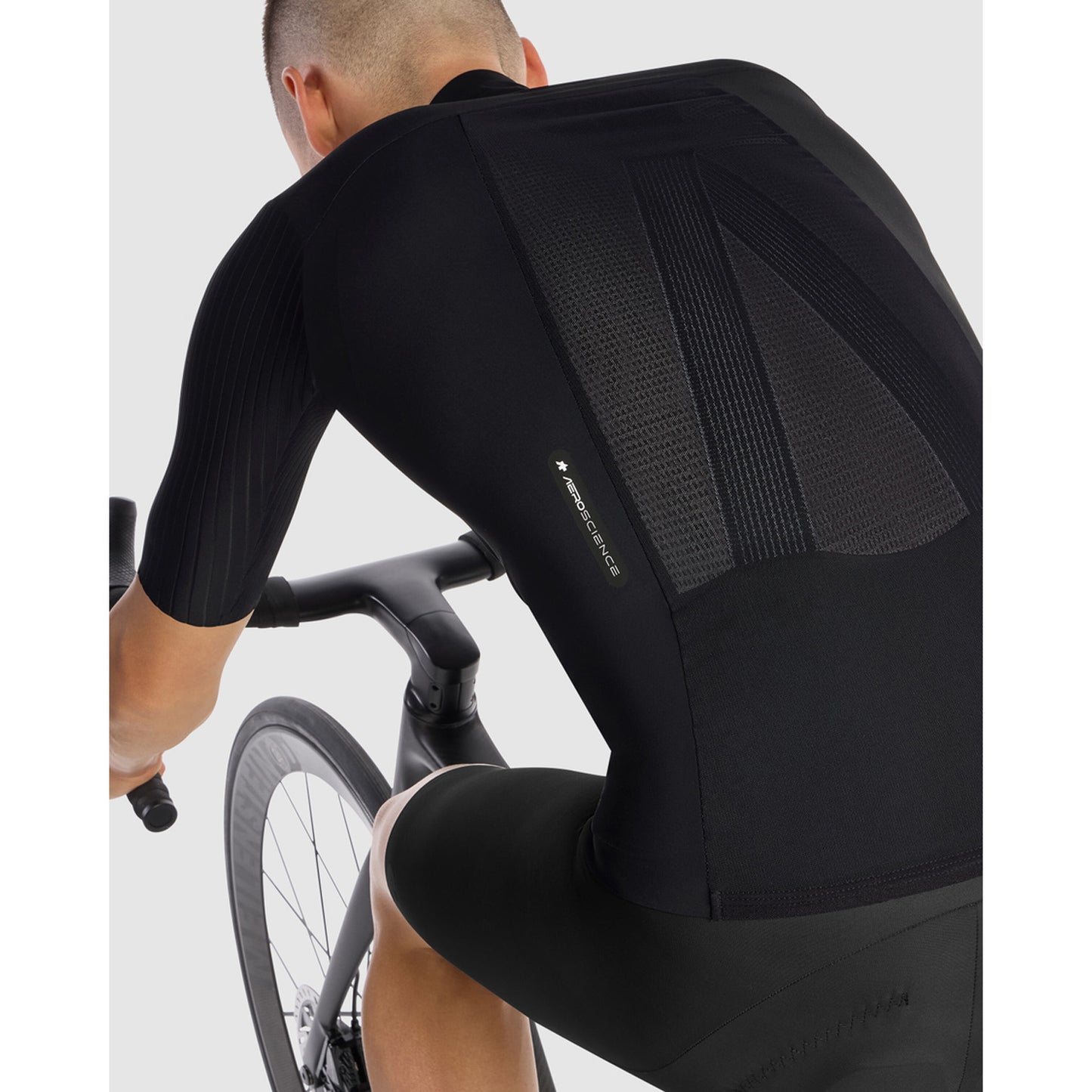 ASSOS EQUIPE RS S11 Zwart Serie jack