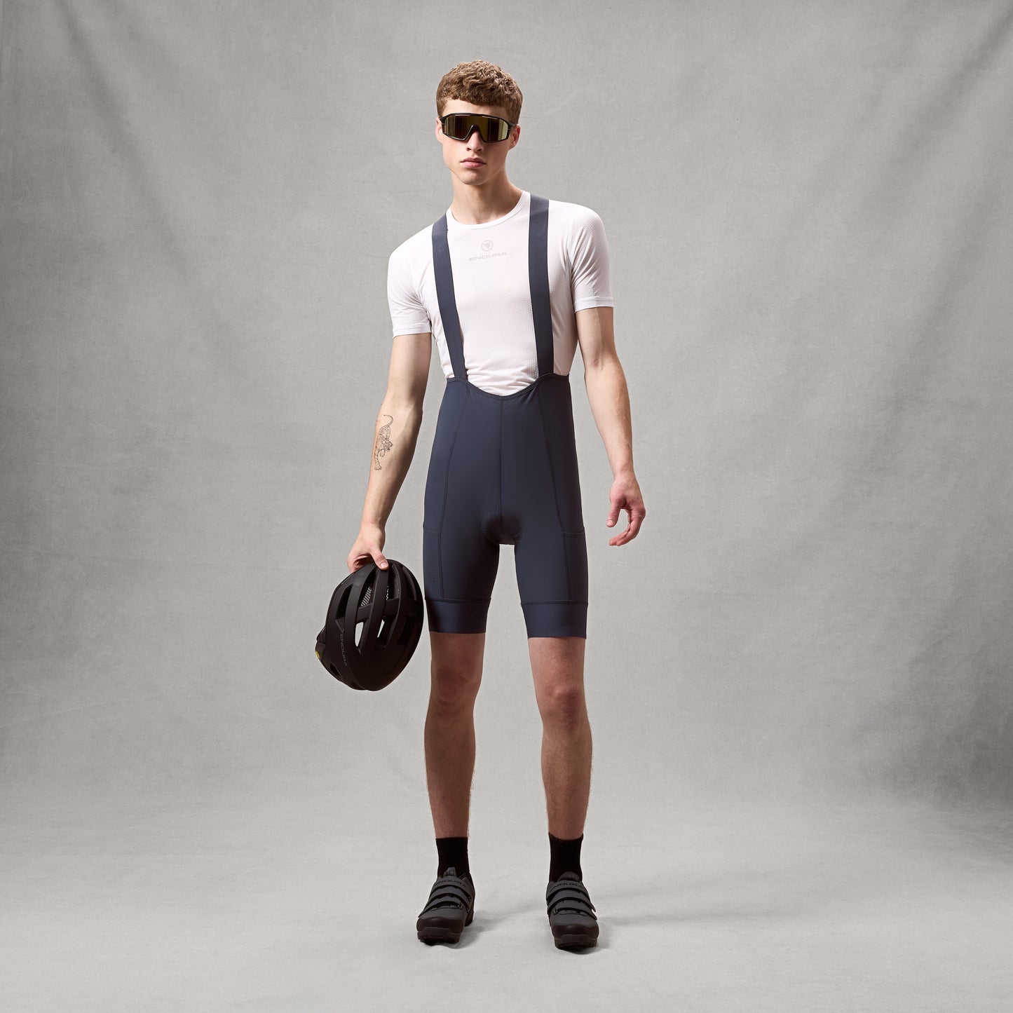 ENDURA LOOP Koolstof Bibshort Grijs