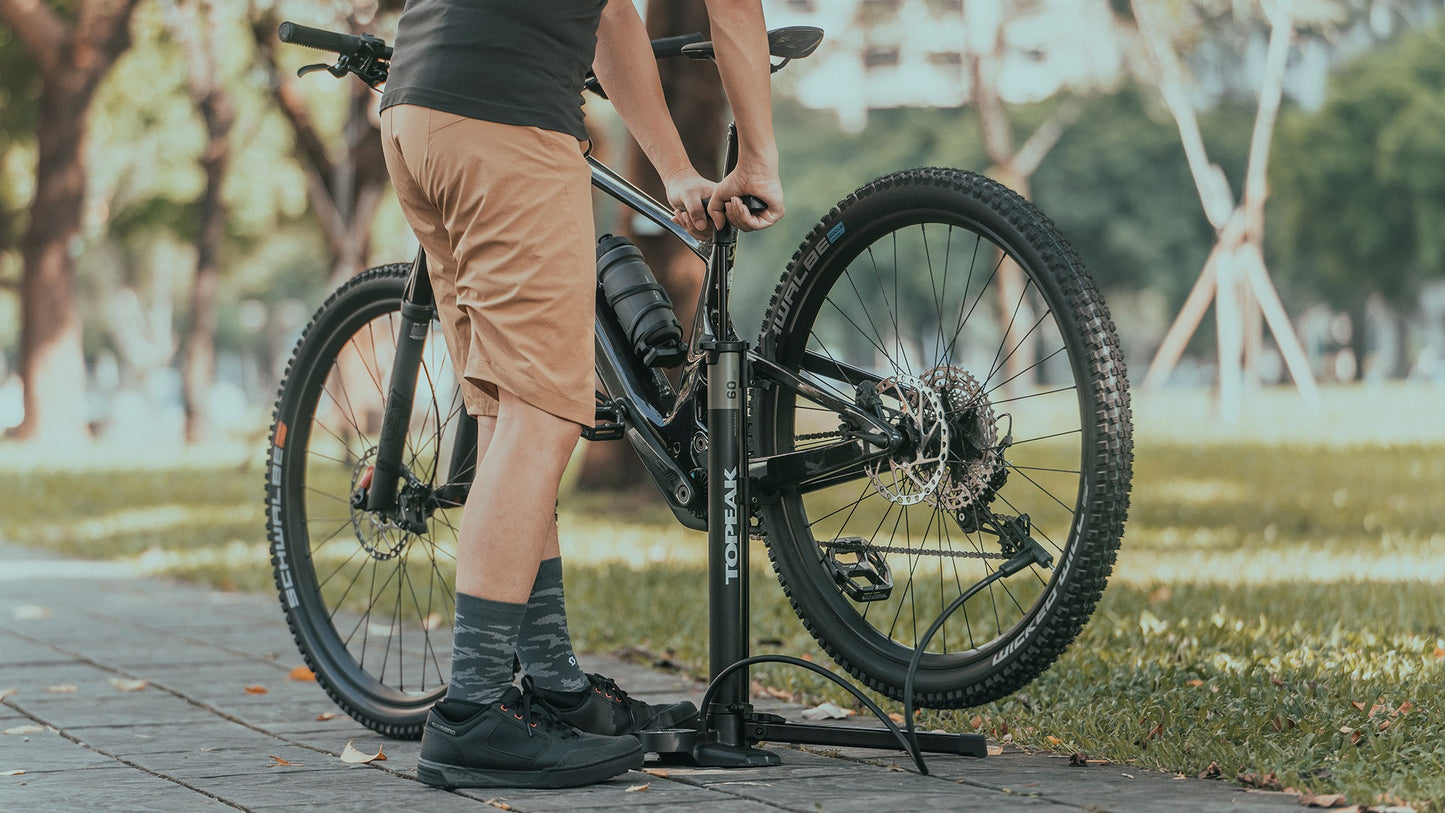 Pompe à Pied TOPEAK JOE BLOW MOUTAIN EX Noir