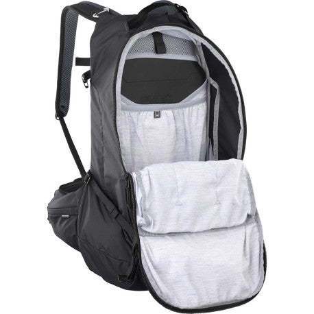 Rugzak met rugpand EVOC Trail PRO BLACKLINE 26 L Zwart