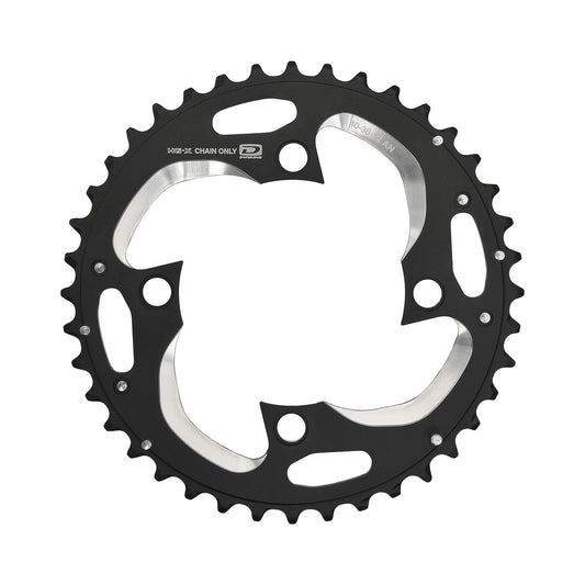 Buitenblad SHIMANO SLX M672/XT M782 10-speed, 4-gaats, 96 mm — kettingblad tegen witte achtergrond