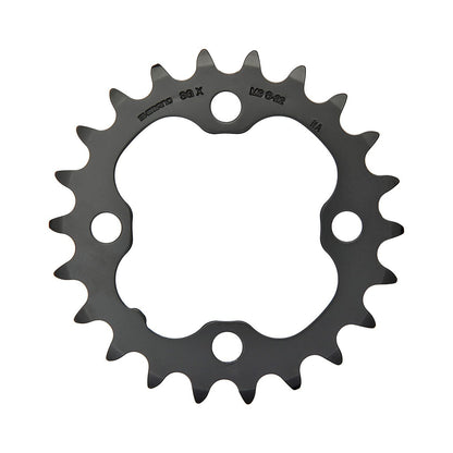Zwart SHIMANO DEORE M590 binnenblad 9-speed, 4-gats, 64 mm — kettingblad tegen witte achtergrond