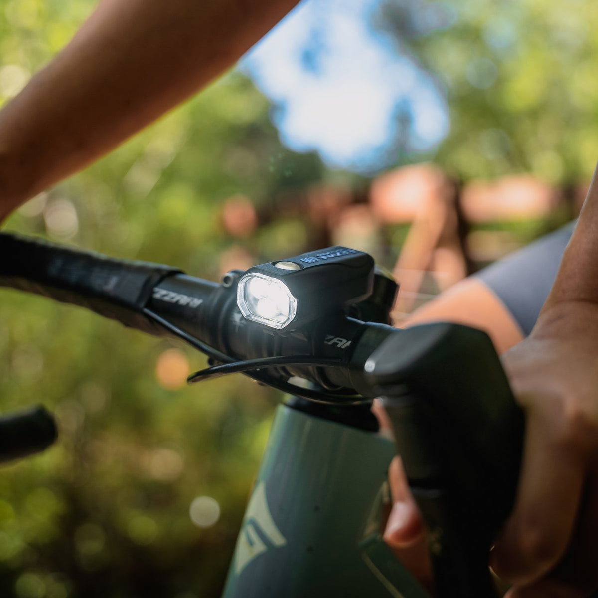 Lezyne KTV Drive Pro 400+ Front op het stuur