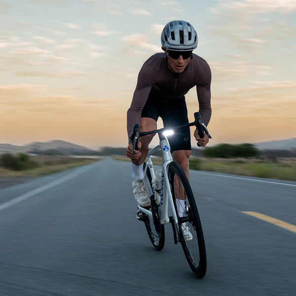 Éclairage Avant LEZYNE ROAD DRIVE 500