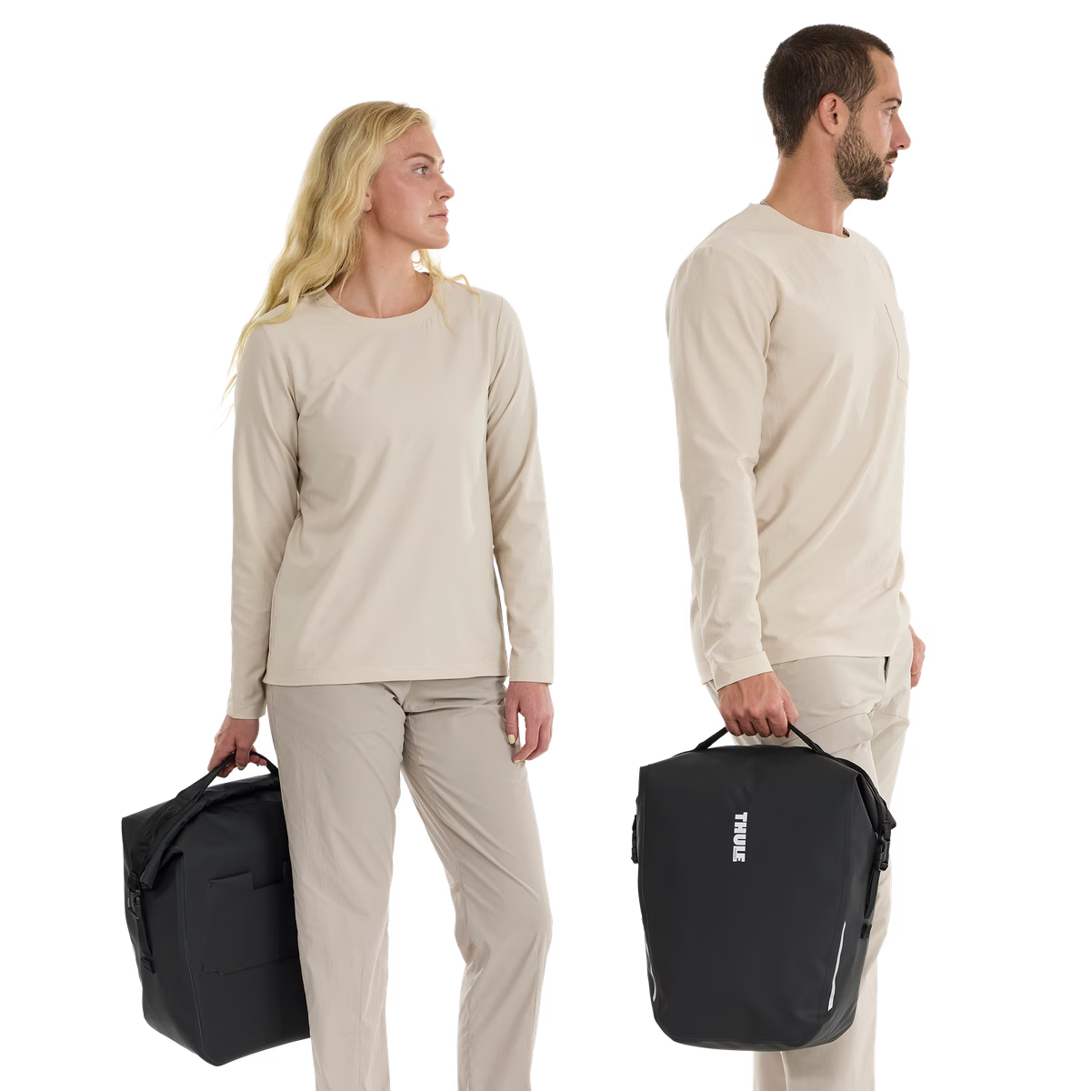 Paar THULE SHIELD Bagagetassen met Inlock 22 L Zwart