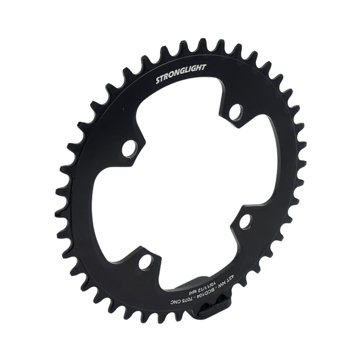 Enkel kettingblad STRONGLIGHT 11/12-speed, 4 boutgaten, 104 mm, aluminium 7075 — kettingblad op witte achtergrond