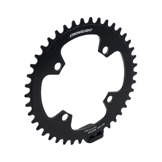 Enkel kettingblad STRONGLIGHT 11/12-speed, 4 boutgaten, 104 mm, staal — kettingblad op witte achtergrond
