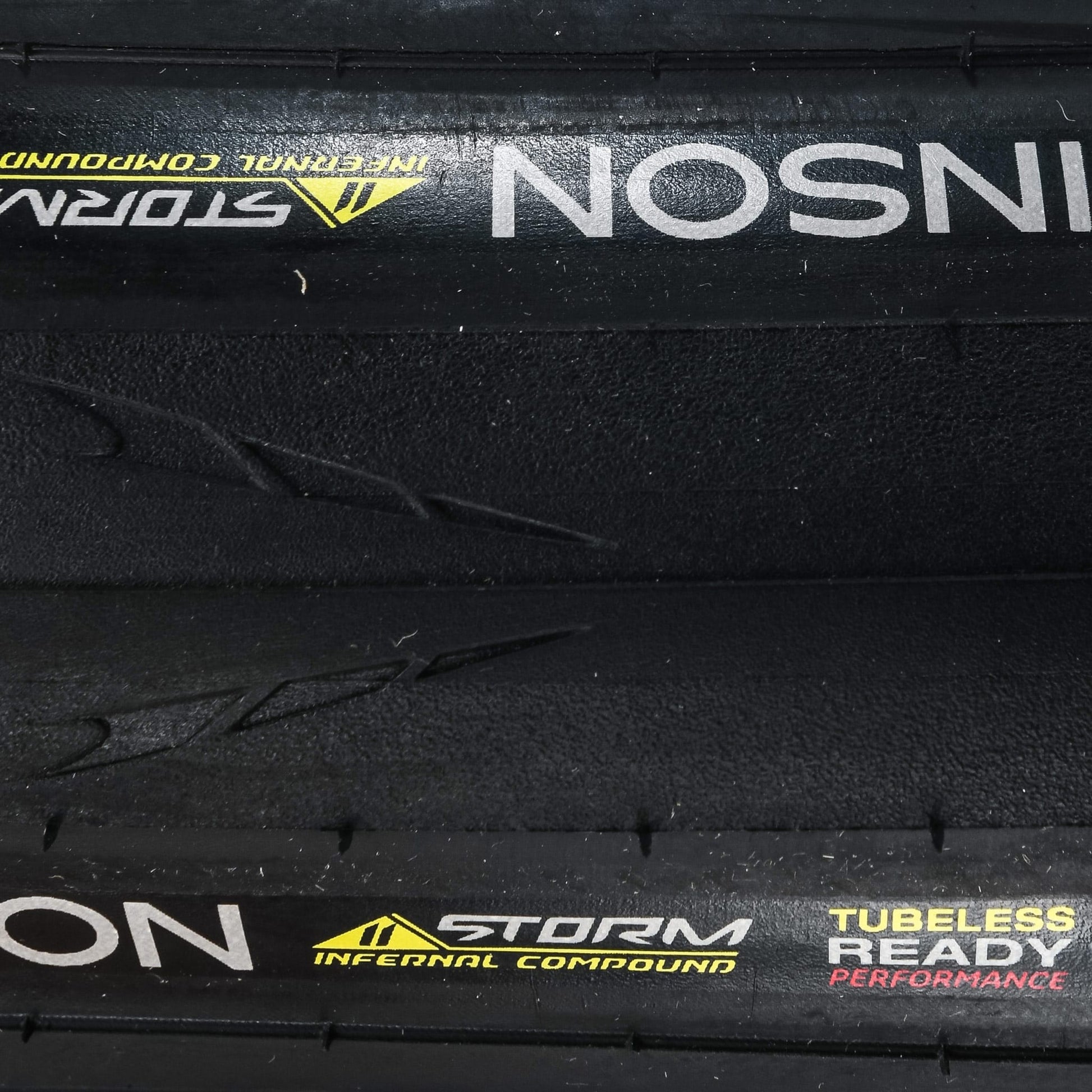 Pneu HUTCHINSON FUSION 5 PERFORMANCE 700x30c Tubeless Ready Noir