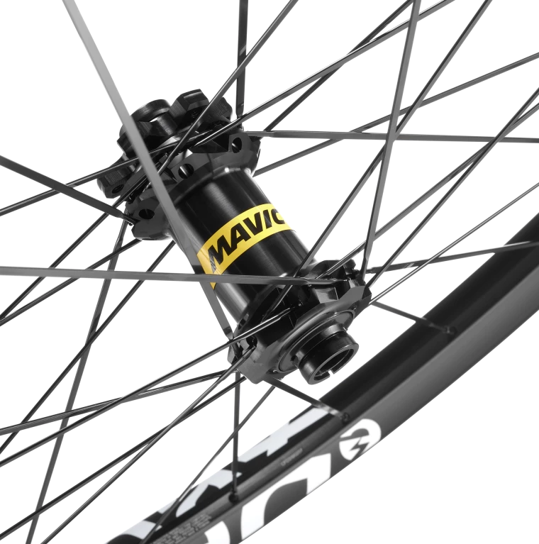 MAVIC E-DEEMAX 29" 15x110 mm Boost voorwiel