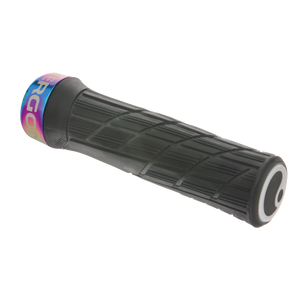 ERGON GE1 EVO Factory Slim handvatten in bevroren stealthzwart met Oil Slick-klemringen
