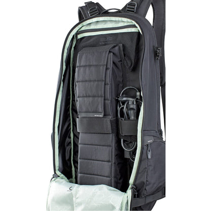 Rugzak met Rugplaat EVOC TRAIL E-RIDE 20L Zwart