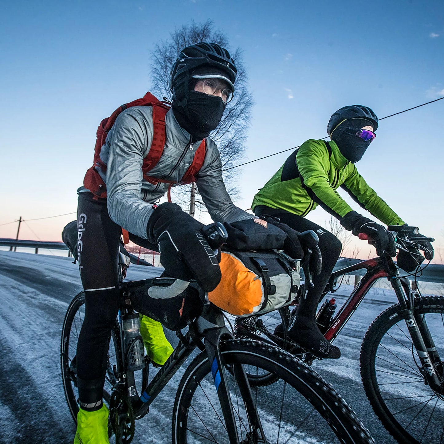 GRIPGRAB BELGISCHE STIJL THERMISCHE WINDPROOF WINTERMuts Zwart