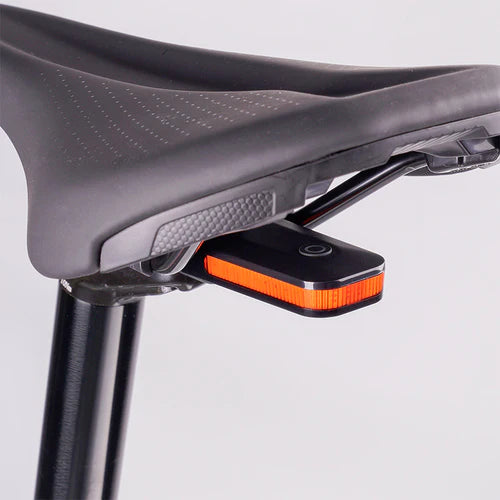 Éclairage Arrière RAVEMEN CL01