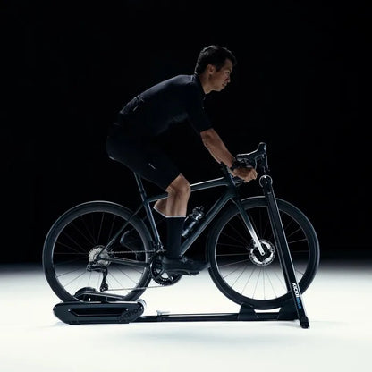 KICKR ROLLR Smart Trainer — Trainingsvoorbeeld; fiets niet inbegrepen