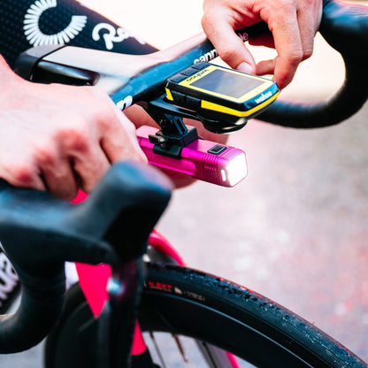 Voorverlichting KNOG BLINDER PRO 900 Limited Edition E.F. Pro Cycling Roze