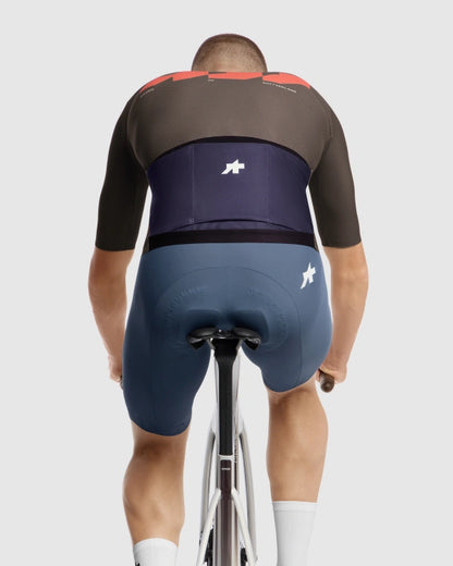 Fietsshirt ASSOS EQUIPE R S11 We are the A Korte Mouwen Bruin