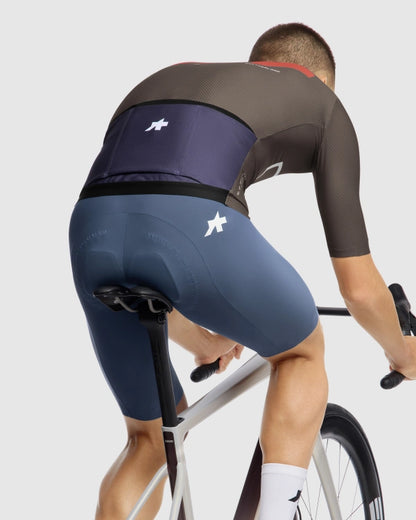 Fietsshirt ASSOS EQUIPE R S11 We are the A Korte Mouwen Bruin