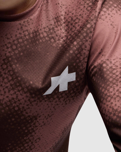 Wielertrui ASSOS TACTICA T5 MUD FLAGE Lange Mouwen Bruin
