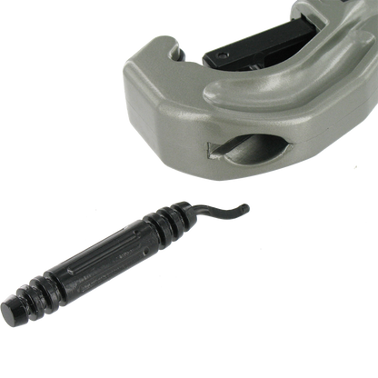 Pijpsnijder van 3 tot 42 mm met Ontbramer VAR DV-20000