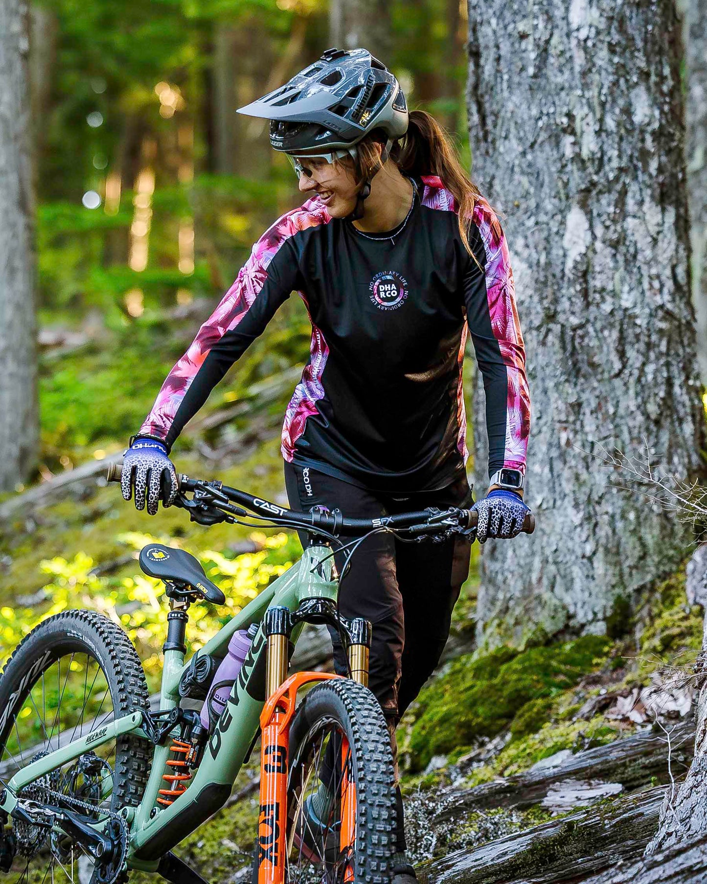 Damestrui DHARCO RACE NEBULA Lange Mouw Zwart/Roze