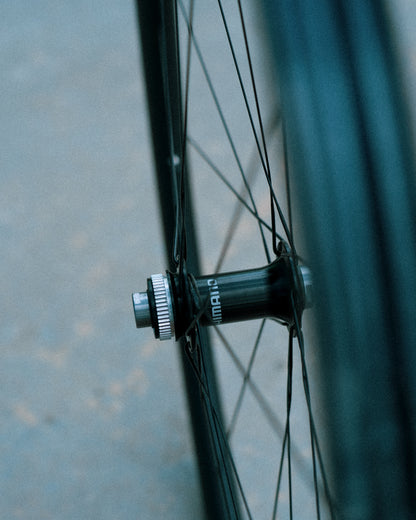 Roue Arrière SHIMANO GRX WH-RX880 700c Tubeless Ready (Center Lock)