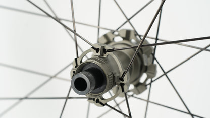 Wielpaar SCOM AERO 50 Tubeless Ready (Center Lock)