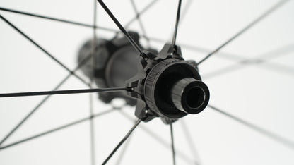 Paire de Roues SCOM EVO 50 Tubeless Ready (Center Lock)