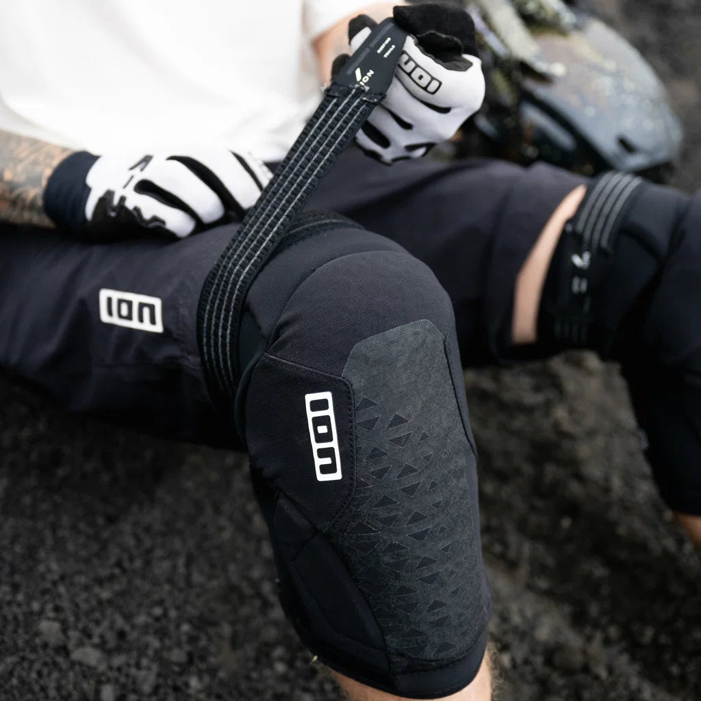 Genouillères ION K-PACT ZIP SQ Short Unisex Noir