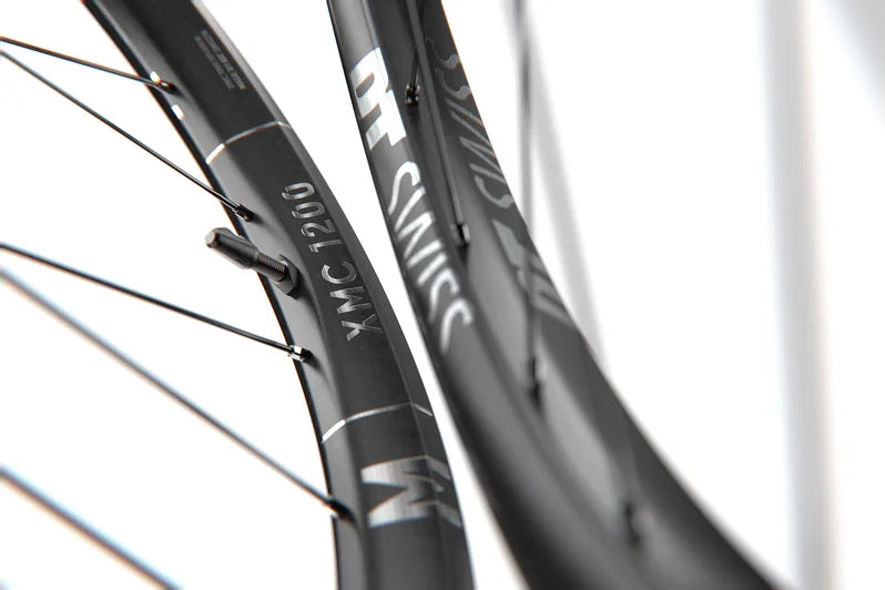 Roue Avant DT SWISS XMC 1200 SPLINE 30 mm 29" 15x110 mm
