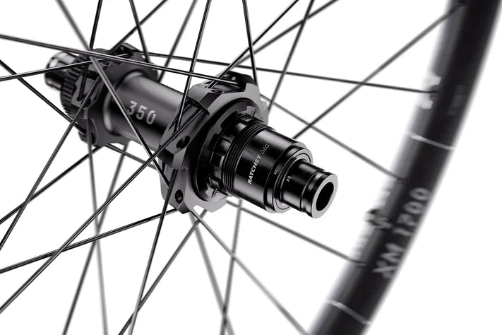 DT SWISS XM 1700 SPLINE 30 mm 27,5" 12x148 mm Boost 2026 achterwiel