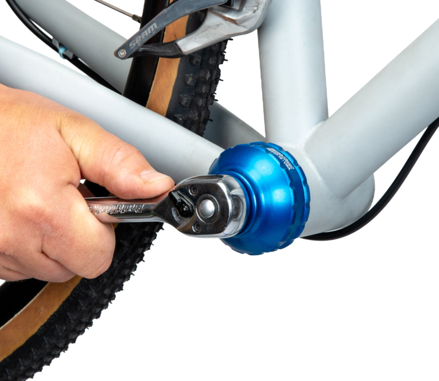 Park Tool GPS geleidepen geplaatst in een trapaslager
