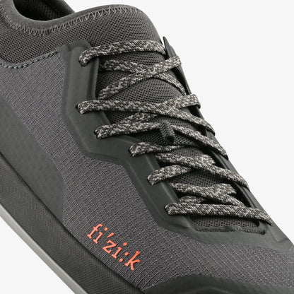 Chaussures VTT FIZIK VERSOR 2 FLAT Gris/Noir