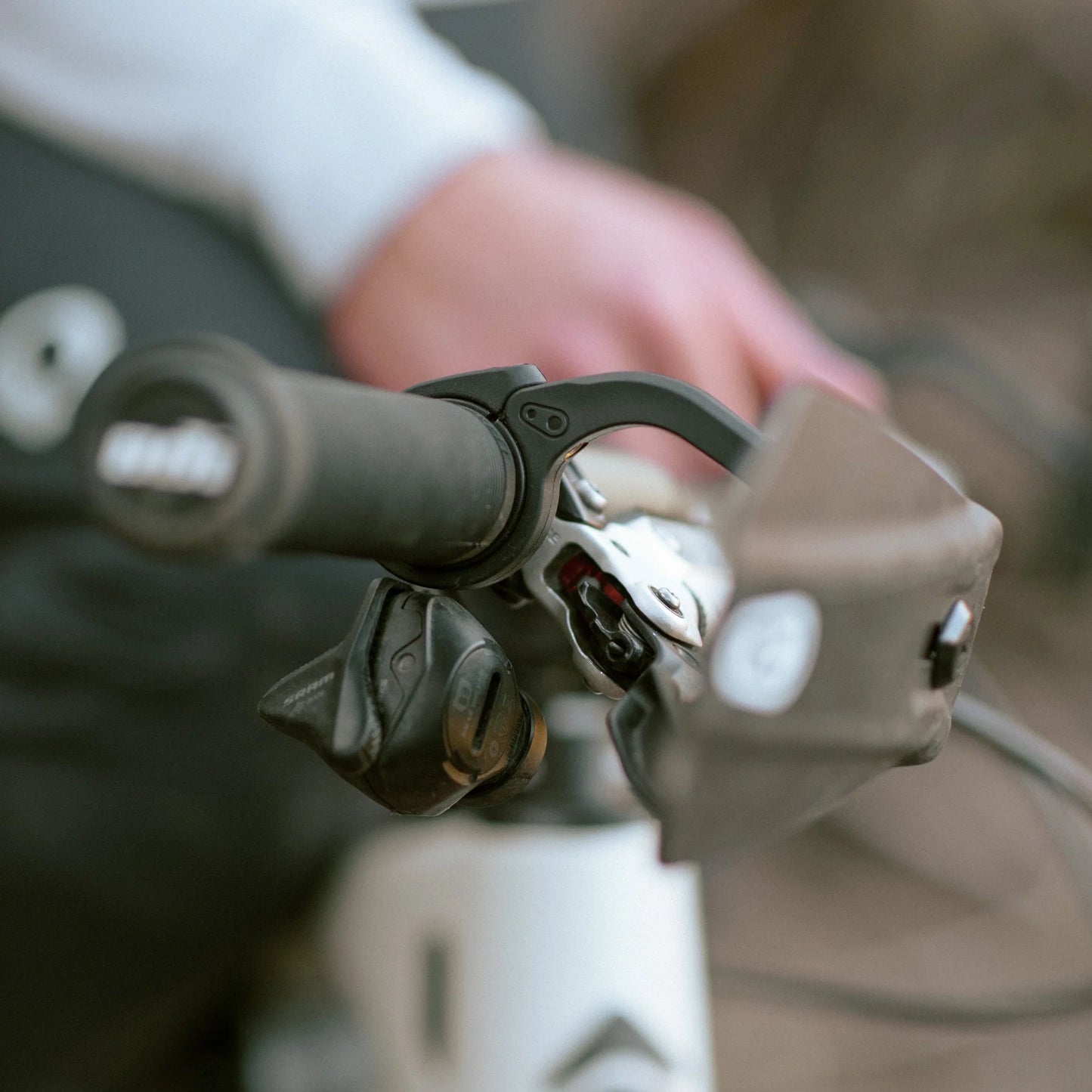 CRANKBROTHERS GUARDIAN Geïntegreerde handbeschermers