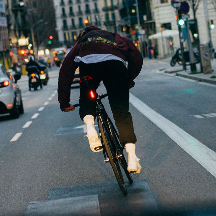 KNOG PLUS REAR achterlicht 20 lumen zwart