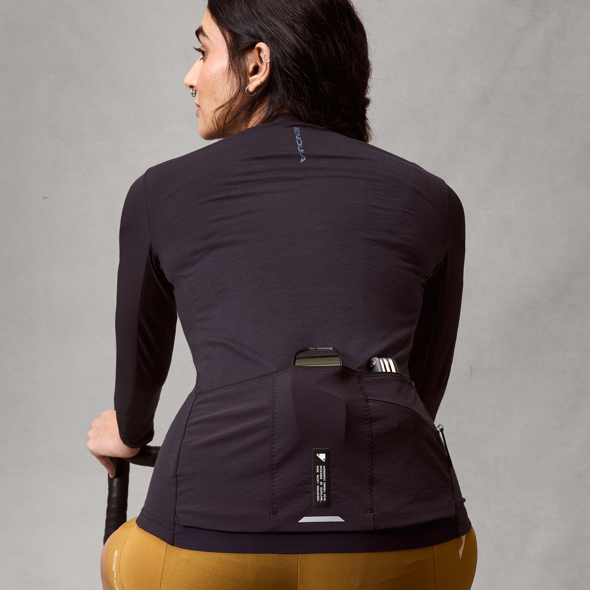 Trui ENDURA ALLTRACK RIDE Lange Mouwen Dames Zwart