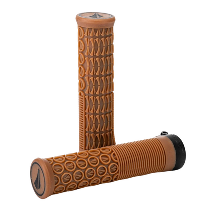 SDG THRICE 136 mm Grips Bruin Gum