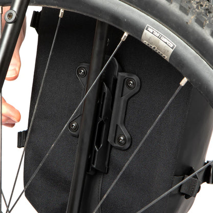 Bagagedragertas RESTRAP SWITCH PANNIER 10L Zwart