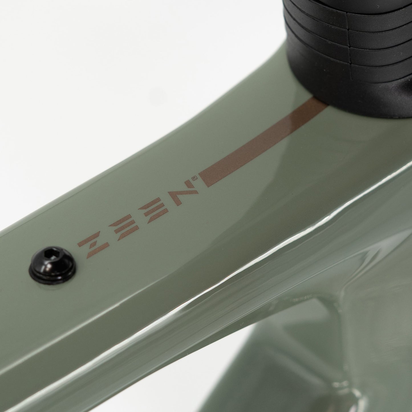 ZEEN EXPLORER Frameset