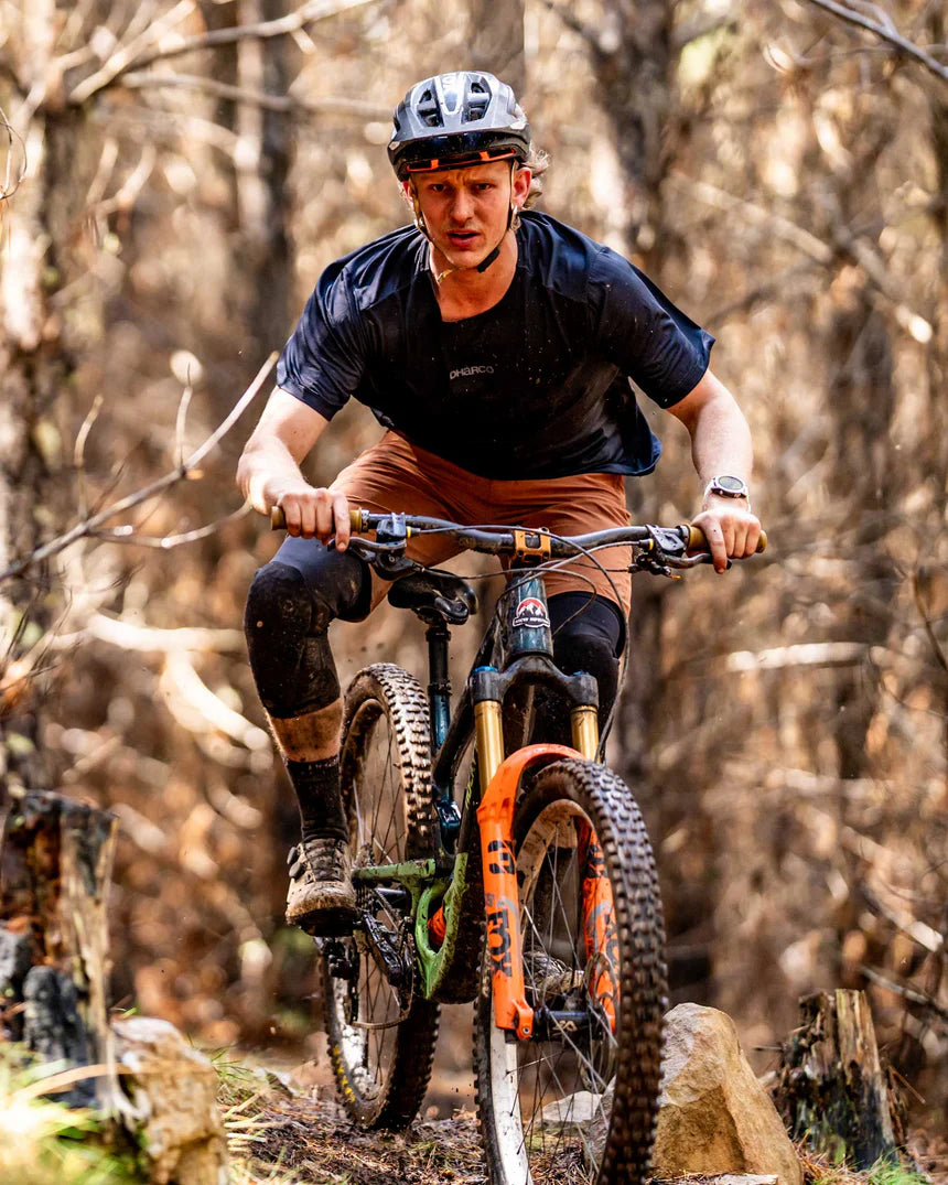 DHARCO TRAIL CANYON Kort Bruin