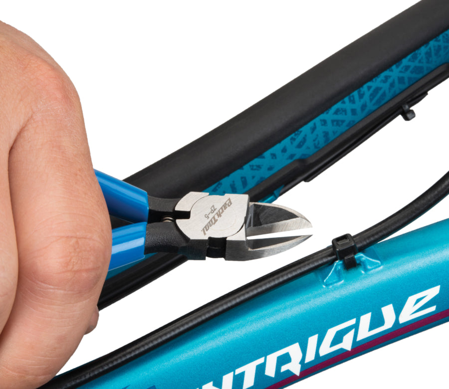 Park Tool ZP-5 knipt het uiteinde van een kabelbinder af