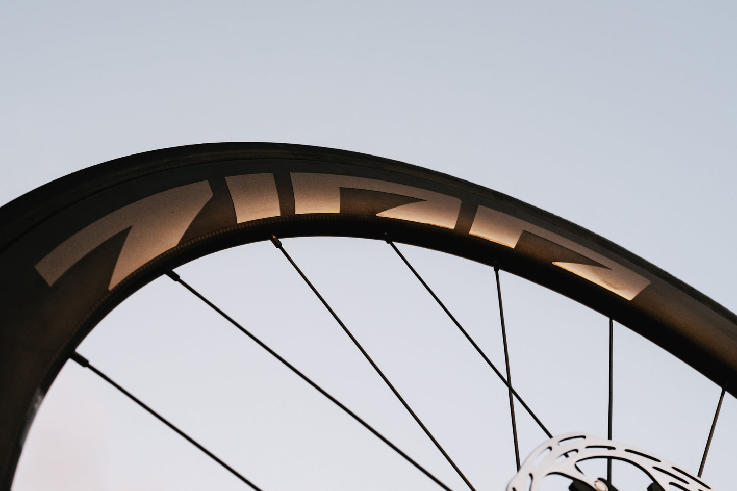 Paar ZIPP 404 A1 wielen zwart