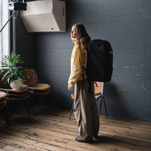 EVOC 60L Reisrugzak Zwart