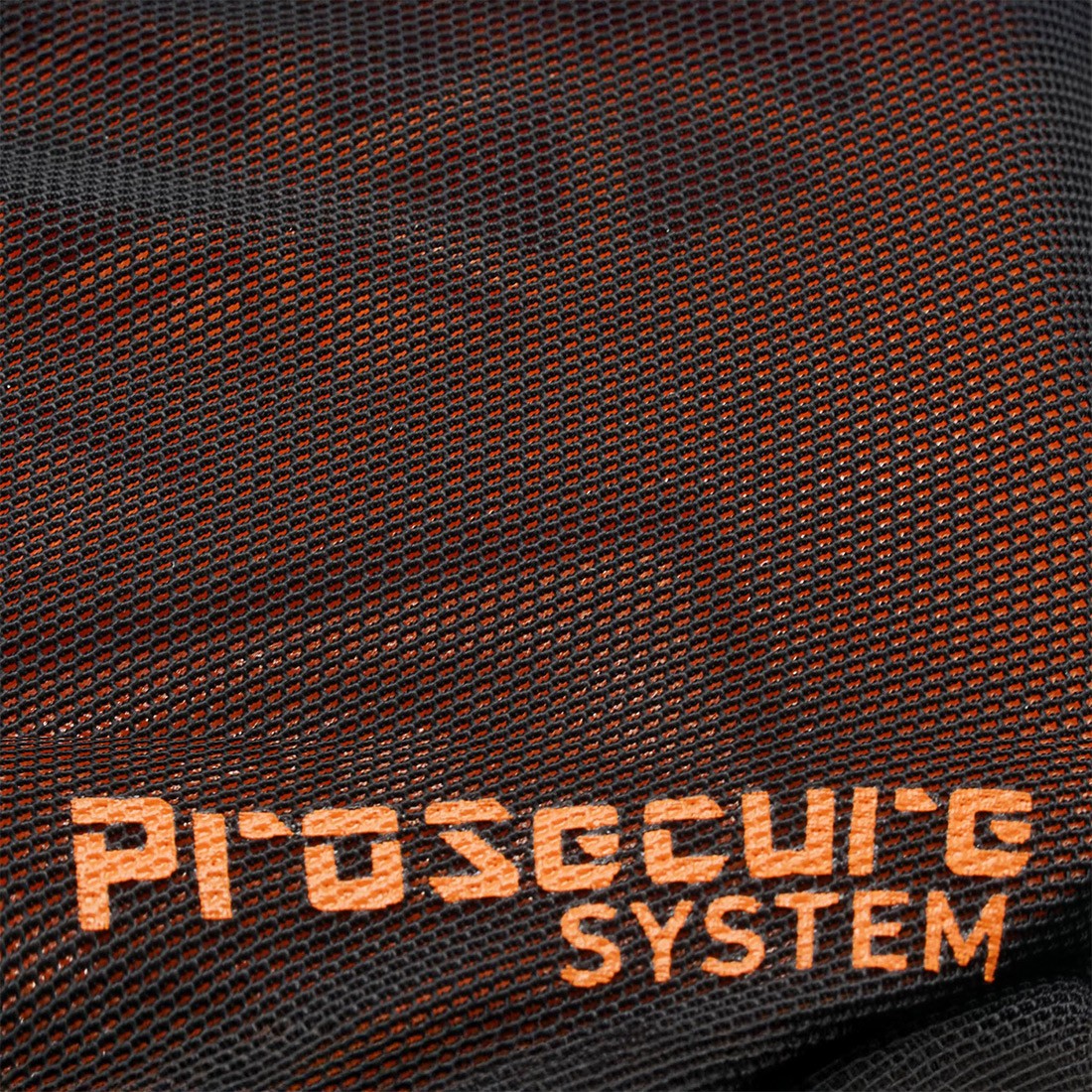 RACER ALPHA EVO borstplaat Zwart