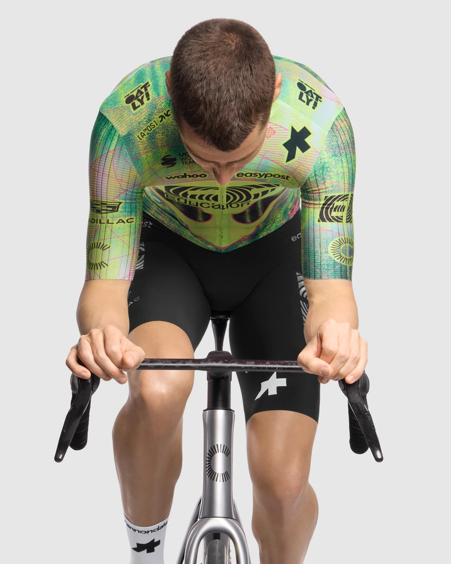 Wielershirt ASSOS EQUIPE RS S11 EDUCATION FIRST CLOSE ENCOUNTER Korte Mouwen Groen/Geel