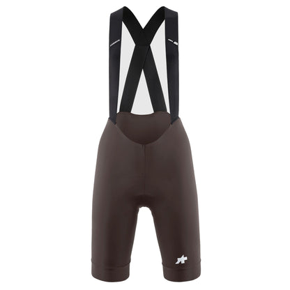 Korte fietsbroek met bretels voor dames ASSOS UMA GT S11 bruin — witte achtergrond, 2000 x 2000